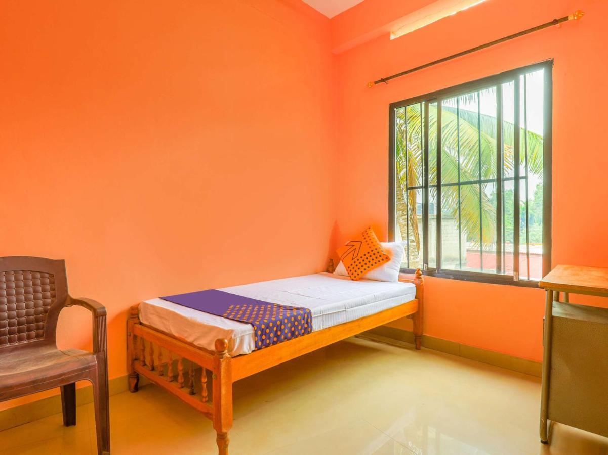 Oyo New Mubarak Tourist Home Panmana Ngoại thất bức ảnh